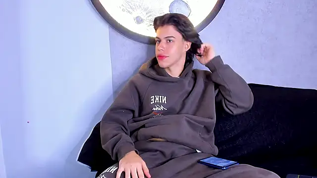 Snapshot of Lucian_grey chatting on 10.17.25 Lucian grey online show from 10.17.25