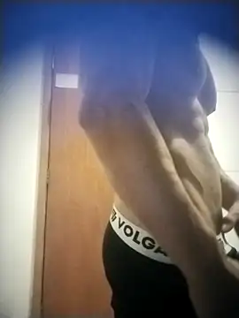 Snapshot of favelaboy10 chatting on 02.14.26 favelaboy10 online show from 02.14.26