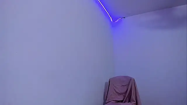 Lia0109 online show from 12.20.25