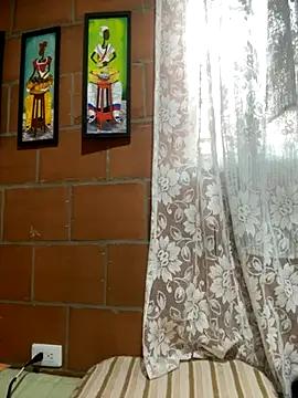 Snapshot of Mery_Sexx chatting on 10.26.25 Mery Sexx online show from 10.26.25