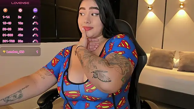 Snapshot of dalia_spinters chatting on 10.06.25 dalia spinters online show from 10.06.25
