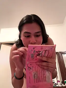 Snapshot of Brianna_bunny05 chatting on 10.16.25 Brianna bunny05 online show from 10.16.25