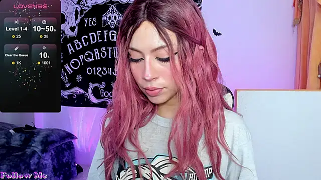 Snapshot of Anni_420_ chatting on 10.29.25 Anni 420  online show from 10.29.25