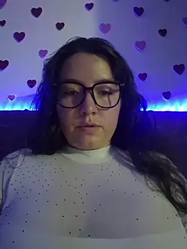 annyaparis online show from 02.20.26