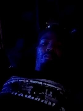 Kadsanova online show from 10.25.25