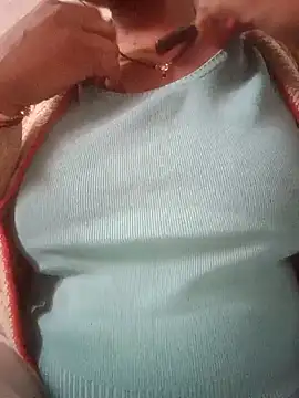 LOVE-VIKA online show from 02.04.26