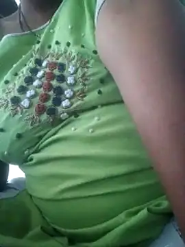 LOVE-VIKA online show from 02.17.26