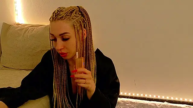 Sia a online show from 12.15.25