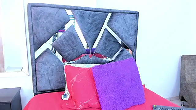 mia fox4 online show from 12.01.25