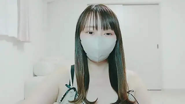 Snapshot of Risa_love chatting on 10.10.25 Risa love online show from 10.10.25