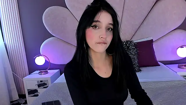 MeganR  online show from 04.06.26