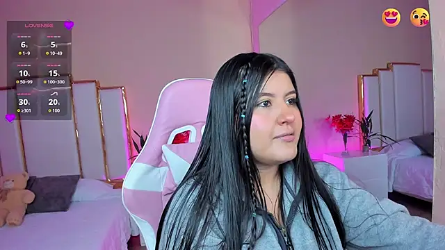 AnnaSwift  online show from 02.25.26