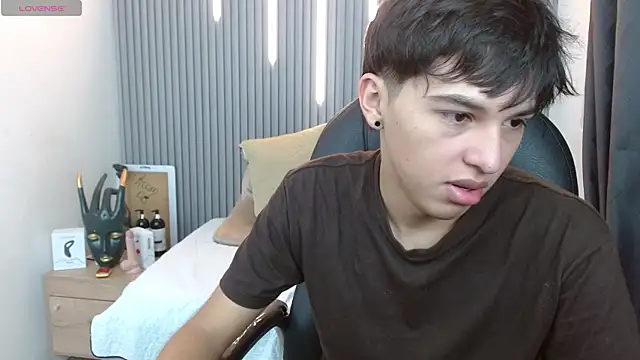 StiwenTwink online show from 07.02.26