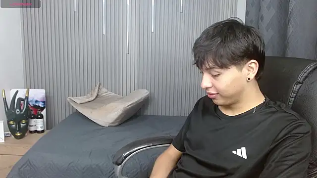 StiwenTwink online show from 07.10.26