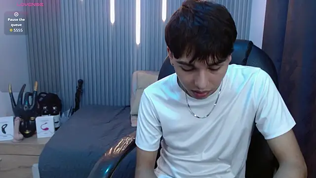 StiwenTwink online show from 07.22.26