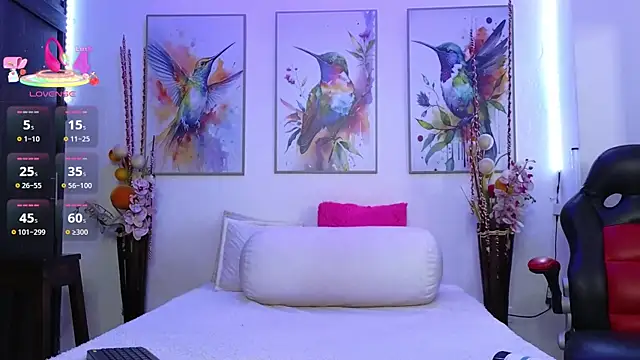 Snapshot of Moon_celeste chatting on 02.20.26 Moon celeste online show from 02.20.26