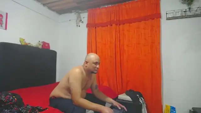 Snapshot of Meloncillo_and_Babyliss99 chatting on 02.04.26 Meloncillo and Babyliss99 online show from 02.04.26