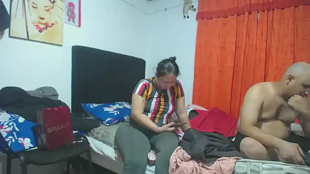 Snapshot of Meloncillo_and_Babyliss99 chatting on 02.26.26 Meloncillo and Babyliss99 online show from 02.26.26