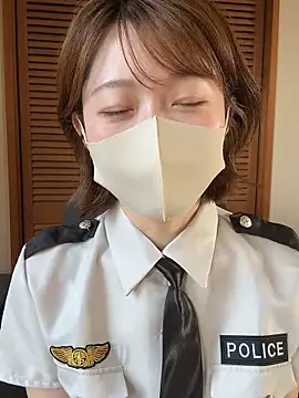 momo yuipu online show from 10.27.25