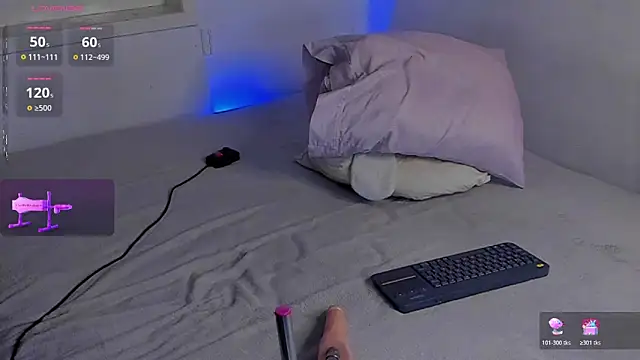 Alejarossi online show from 02.23.26