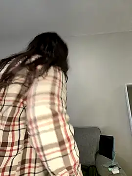 Snapshot of BrattyKrystal chatting on 10.19.25 BrattyKrystal online show from 10.19.25