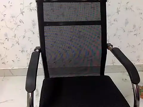Snapshot of shiny-krisha chatting on 10.06.25 shiny-krisha online show from 10.06.25