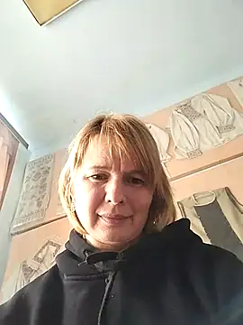 Snapshot of Masha412111 chatting on 04.20.26 Masha412111 online show from 04.20.26