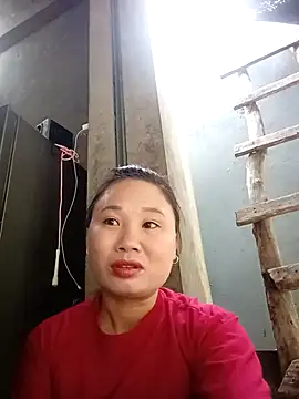 Snapshot of Suka_xx chatting on 10.15.25 Suka xx online show from 10.15.25
