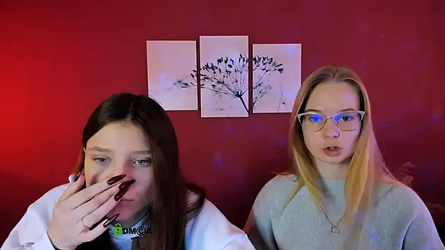 Snapshot of dakota_night_ chatting on 10.15.25 dakota night  online show from 10.15.25