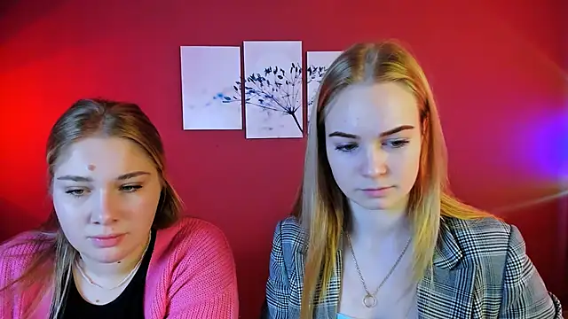 Snapshot of dakota_night_ chatting on 10.23.25 dakota night  online show from 10.23.25