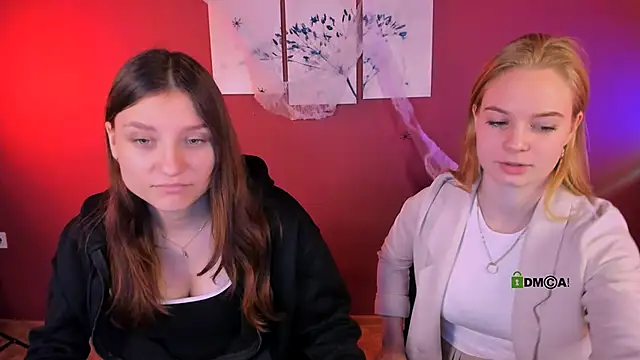 Snapshot of dakota_night_ chatting on 11.01.25 dakota night  online show from 11.01.25