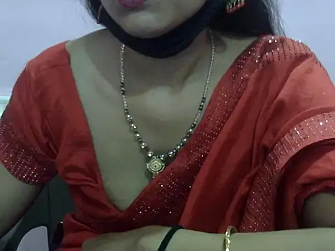 Snapshot of Laila_Cute chatting on 04.27.26 Laila Cute online show from 04.27.26