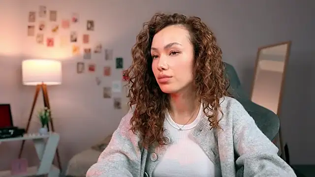 Snapshot of branchwithflowerss chatting on 10.01.25 branchwithflowerss online show from 10.01.25