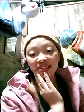 Minkine022 online show from 10.30.25