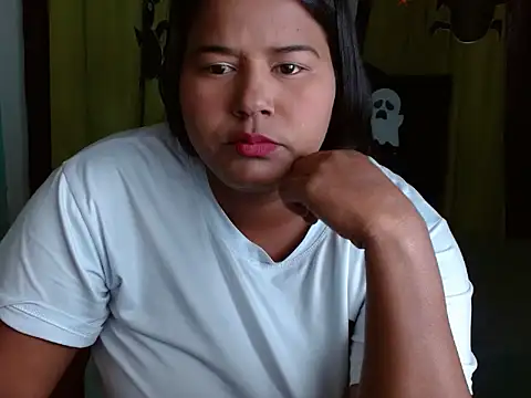 Snapshot of Ebony_luna chatting on 10.16.25 Ebony luna online show from 10.16.25