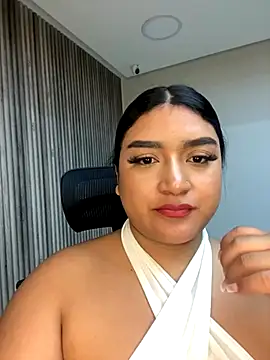 AryRose  online show from 10.28.25