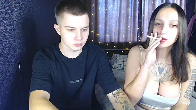 Snapshot of Mark_and_Wendy chatting on 10.11.25 Mark and Wendy online show from 10.11.25