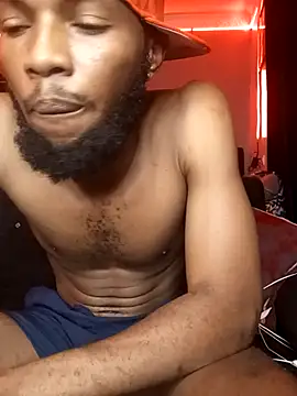 Snapshot of FreakyKaigrey chatting on 10.21.25 FreakyKaigrey online show from 10.21.25