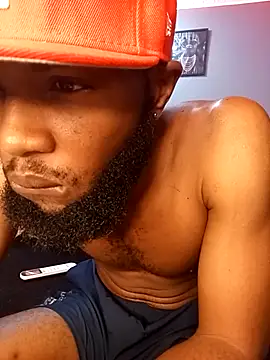 Snapshot of FreakyKaigrey chatting on 10.23.25 FreakyKaigrey online show from 10.23.25