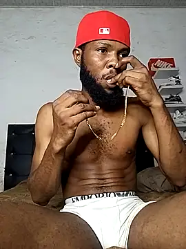 Snapshot of FreakyKaigrey chatting on 11.02.25 FreakyKaigrey online show from 11.02.25