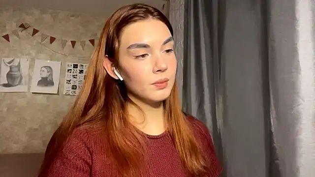 Snapshot of TeresitaLish chatting on 10.23.25 TeresitaLish online show from 10.23.25