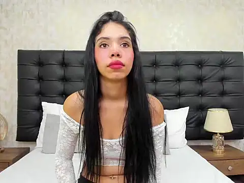 EmaGarcess online show from 02.05.26