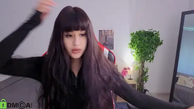 Snapshot of Erika_peach chatting on 10.07.25 Erika peach online show from 10.07.25