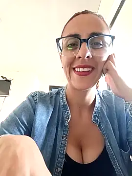 Jade 1-9 online show from 11.17.25