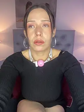 Snapshot of Mariaaam_ chatting on 10.15.25 Mariaaam  online show from 10.15.25