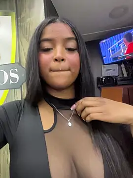 mitschellfox21 online show from 11.16.25