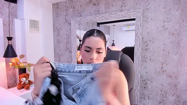 Vanessa Rain  online show from 02.09.26