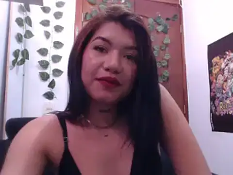 Snapshot of atenea_blu chatting on 10.14.25 atenea blu online show from 10.14.25