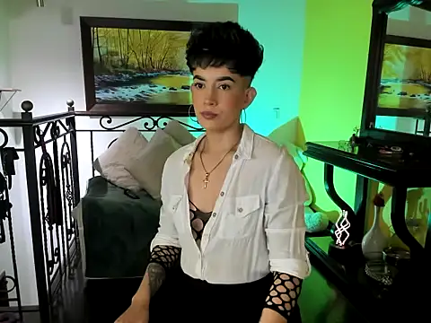 Zulyhenao online show from 10.19.25