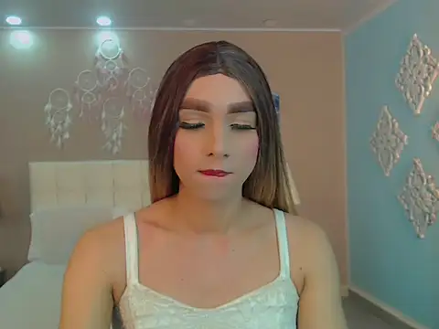 Snapshot of Luna_LaFontaine chatting on 10.23.25 Luna LaFontaine online show from 10.23.25